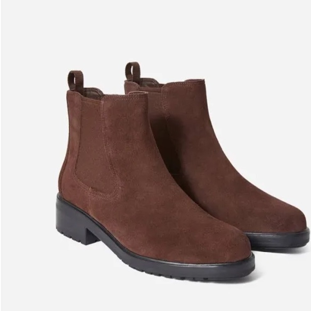 Everlane Suede Chelsea Boot